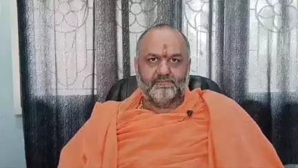 જૂનાગઢ: ભુતનાથ મંદિરના મહંત મહેશ ગીરી બાપુ વિસાવદરના આપના ઉમેદવાર ગોપાલ ઇટાલીયા સામે લાલધૂમ