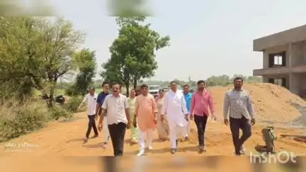 માલપુર: વાત્રક ડેમ ખાતે ચાલી રહેલ પમ્પિંગ સ્ટેશનની કામગીરીનું જીલ્લા સંગઠન પ્રમુખ અને તાલુકા પ્રમુખે સ્થળ નિરિક્ષણ કર્યું