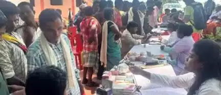 दंतेवाड़ा: नक्सल प्रभावितों के पुनर्वास हेतु अरनपुर शिविर में 280 से अधिक लाभार्थियों को मिला योजनाओं का लाभ