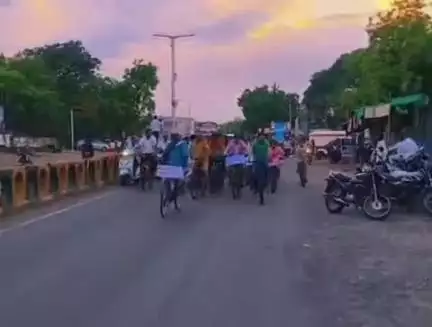पाथर्डी: पर्यावरण दिनाचे औचित्य साधून पाथर्डी मध्ये सायकल रॅलीचा आयोजन