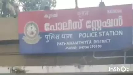 കോന്നി: കൂടൽ നെടുമൺകാവിൽ വയോധിക ദമ്പതികൾ വിഷം കഴിച്ച് മരിച്ചു