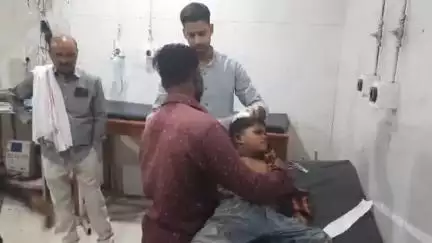 मुरैना नगर: अतरसुमा में ईंट गिरने से घायल हुआ एक मजदूर का 3 वर्षीय बेटा, ज़िला अस्पताल में इलाज जारी