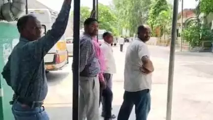 भगवानपुर: भगवानपुर में एक व्यक्ति ने संदिग्ध हालत में फांसी लगाकर आत्महत्या की, मामले की जांच में जुटी पुलिस