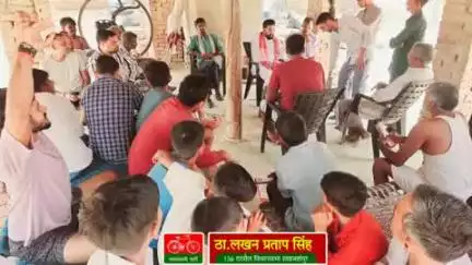 आज दिनांक 06/06/2025 को 136 ददरौल विधानसभा के विभिन्न ग्राम पंचायत में 
PDA  पर चर्चा की एवं जनता से PDA से जुड़ने के लिए और समाजवादी पार्टी का सपोर्ट करने के लिए जनता से अपील की।  
आपका सेवक लखन प्रताप सिंह,