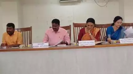 ಬಾಗಲಕೋಟೆ: ನಗರದ ನಗರಸಭೆಯ ಸಾಮಾನ್ಯ ಸಭೆಯಲ್ಲಿ ಜನ ಪ್ರತಿನಿಧಿಗಳು,ಅಧಿಕಾರಿಗಳ ನಡುವೆ ಮಾತಿನ ಚಕಮಕಿ,ವಾಗ್ವಾದ