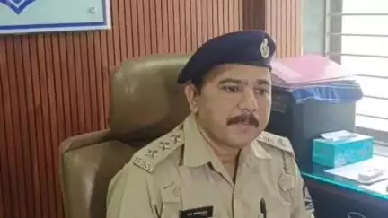 વડોદરા: બળાત્કાર ના કેસ મામલે 11-45 કલાકે ACP એ હરણી પો.સ્ટે ખાતે થી પત્રકારો ને સંબોધિત કર્યા હતા