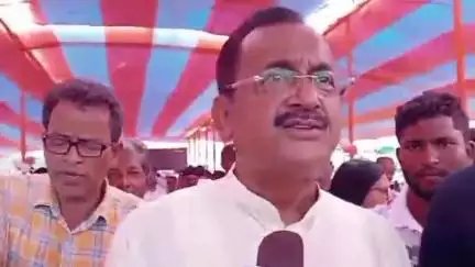 କୋରେଇ: ପୂର୍ବତନ ବିଧାୟକ ସୁକିନ୍ଦାର ବିଧାୟକଙ୍କୁ କୁକୁର ଅସୁର କହିବାକୁ ନେଇ କୁଆଖିଆରେ ତାସଲ୍ୟ କଲେ ବରିଷ୍ଠ ବିଜେପି ନେତା ସମୀର ମହାନ୍ତି