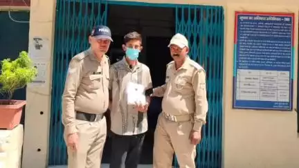 टिहरी: दुकान में चोरी करने वाले शातिर चोर को टिहरी पुलिस ने चोरी के माल सहित किया गिरफ्तार