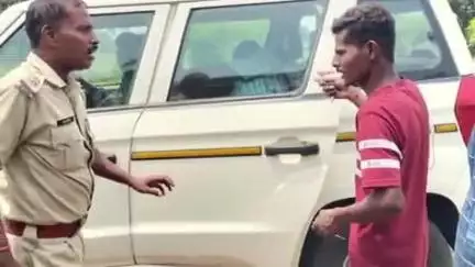 ଯାଜପୁର: ଧନପୁର ଛକରେ ଅଜଣା ଗାଡି ଧକ୍କାରେ ବାଇକ ଆରୋହୀ ଗୁରୁତର, ଚିକିତ୍ସା ପାଇଁ ସ୍ଥାନୀୟ ସ୍ୱାସ୍ଥ୍ୟକେନ୍ଦ୍ରରେ ଭର୍ତ୍ତି