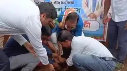ধর্মনগর: ধর্মনগর মণ্ডল BJP-র উদ্যোগে বৃক্ষরোপণ কর্মসূচি ও গাছের চারা বিতরণ বিধানসভা এলাকায়, উপস্থিত বিধানসভার অধ্যক্ষ