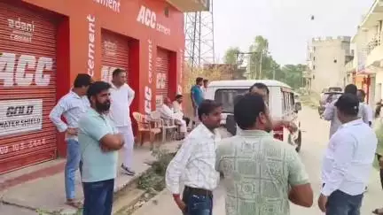 अमरोहा: अमरोहा में जिंदगी से खिलवाड़, बुढनपुर में फैला मौत का जाल, लोग हो रहे शिकार, स्वास्थ्य विभाग जागा, अस्पताल सील