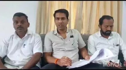 कणकवली: पालकमंत्री अधिकार्‍यांना पाठिशी घालत आहेत : युवा सेना जिल्‍हाध्‍यक्ष सुशांत नाईक यांचा आरोप