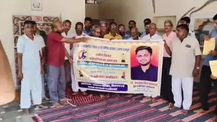 देवली कला में स्व. नवजोत सिंह स्मृति क्रिकेट प्रतियोगिता के पोस्टर का विमोचन, 12 जून से होगी प्रतियोगिता की शुरुआत