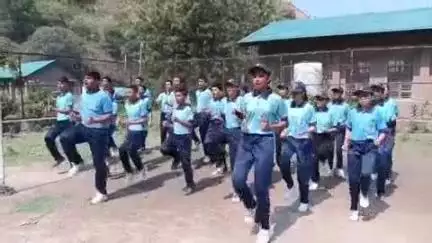 बिलासपुर सदर: एनसीसी नेवल यूनिट बिलासपुर कैंप का तीसरा दिन, कैडेट्स को कमांडर सिसोदिया का मिला मार्गदर्शन