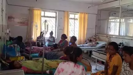 सिमडेगा: सांप काटने से दो महिलाओं की तबीयत बिगड़ी, इलाज के लिए सदर अस्पताल सिमडेगा में भर्ती
