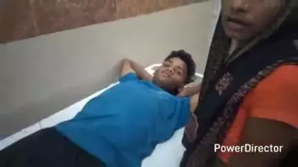 कटिहार: काढ़ागोला बलुआ में आम तोड़ने के दौरान डाल टूटने से युवक जख्मी, अस्पताल में भर्ती