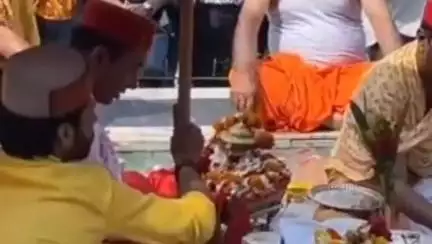 कुल्लू: भगवान रघुनाथ के मंदिर में निर्जला एकादशी के अवसर पर जल विहार कार्यक्रम का आयोजन किया गया