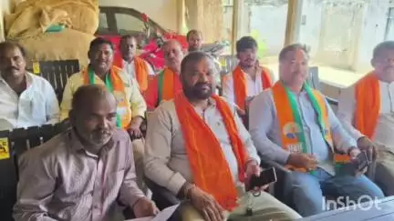 ఇల్లంతకుంట: స్థానిక సంస్థల ఎన్నికల్లో బిజెపి పార్టీ గెలిపే లక్ష్యంగా పనిచేయాలి..కర్ణా వత్తుల వేణు