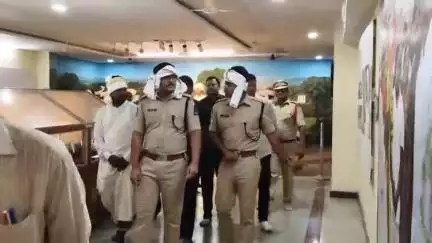 అసిఫాబాద్: జోడేఘాట్ మ్యూజియాన్ని సందర్శించిన ఎస్పీ పాటిల్ కాంతిలాల్ సుభాష్