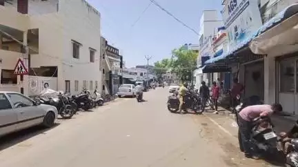 சேலம் தெற்கு: சூரமங்கலம் முன்னாள் வன அதிகாரியின் கழுத்தை அறுத்த மகன் கைது