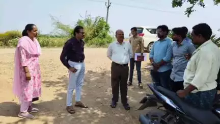 అసిఫాబాద్: ధాన్యం కొనుగోలు ప్రక్రియను వేగవంతం చేయాలి: జిల్లా అదనపు కలెక్టర్ డేవిడ్