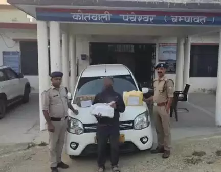 पुल्ला गुमदेश: पंचेश्वर कोतवाली पुलिस ने शराब तस्कर और क्षेत्र में दबंगई दिखाने वाले व्यक्ति का गुंडा एक्ट में किया चालान