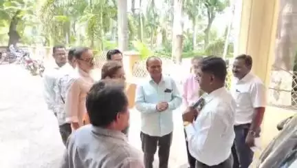 जालना: शहरात बकरी ईदनिमित्त स्वच्छता ठेवण्यासाठी घंटागाड्यांची संख्या वाढवणार, महापालिका आयुक्तांची माहिती