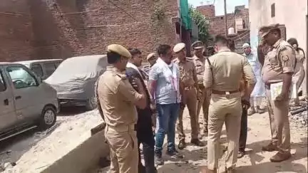 कोल: अलहदादपुर में चोरों ने एक घर में लाखों के जेवरात व नकदी पर किया हाथ साफ, ASP ने मौके का किया निरीक्षण