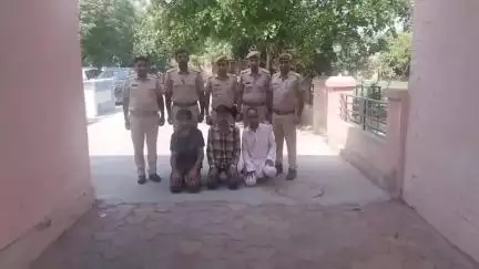 भादरा: होटल मालिक की हत्या के मामले में भादरा पुलिस ने हत्यारों के 3 सहयोगियों को किया गिरफ्तार