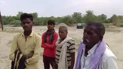 खागा: सुल्तानपुर घोष के पुरेमुफ़्ती का पुरवा में शौचक्रिया के लिए गई किशोरी का शव फाँसी के फंदे पर लटका मिला