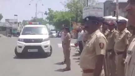 अमरावती: बकरी ईदच्या पार्श्वभूमीवर अमरावती पोलिसांचा 'शांतता रूट मार्च' शहरात शांतता राखण्यासाठी पोलिसांचे विशेष प्रयत्न