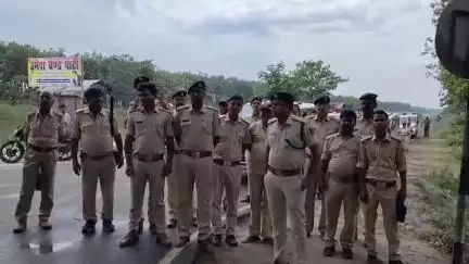 मोतिहारी: मोतिहारी जिला अंतर्गत विभिन्न थाना क्षेत्रों में बकरीद पर्व को लेकर निकाला गया फ्लैग मार्च