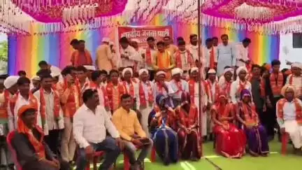 निवाली: निवाली मंडल के घोल्यापानी और भंगीदड गांव के 200 लोगों ने भाजपा की सदस्यता ग्रहण की, विधायक व जनप्रतिनिधि रहे मौजूद