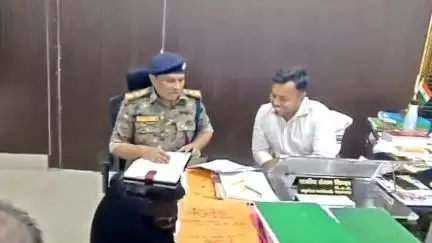 जहानाबाद: अनुमंडल क्षेत्र में गड़बड़ी करने वाले चार जन वितरण प्रणाली विक्रेताओं के लाइसेंस रद्द, एक के खिलाफ प्राथमिकी दर्ज