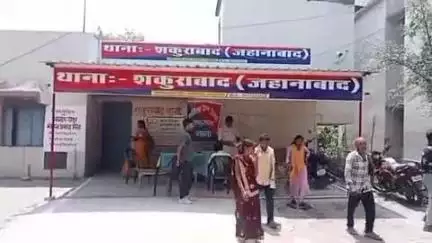 रतनी फरीदपुर: खैरु चक गाँव मे हुई मार पिट के मामले मे अलग अलग प्राथमिकी दर्ज कराई गईं . पुलिस मामले कि कर रही है जाँच.