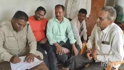 नेपानगर: बुरहानपुर: घाघरला में वन समिति चुनाव की सरगर्मी तेज़, अध्यक्ष पद के लिए तीन दावेदार मैदान में
