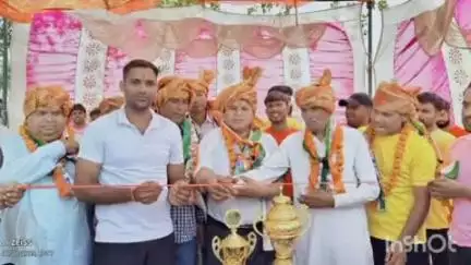 बाह: ऑपरेशन सिंदूर की सफलता के बाद छदामीपूरा में क्रिकेट टूर्नामेंट का आगाज, पूर्व सैनिकों ने किया उद्घाटन
#oprationsindoor