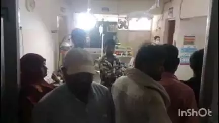 कटनी नगर: एनकेजे इलाके में मल्टी के पास से 318 पाव अवैध शराब के साथ युवक स्कूटी समेत गिरफ्तार, आबकारी एक्ट में कार्यवाही