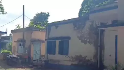 কৃষ্ণনগর ১: বড়গাছিয়া গলায় ফাঁস লাগিয়ে আত্মঘাতী এক গৃহবধূ এমনটাই দাবি পরিবারের