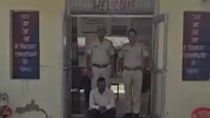 पीपलदा: अयाना पुलिस ने अयानी रोड पर गश्त के दौरान अवैध धारदार हथियार छुरी के साथ एक आरोपी को किया गिरफ्तार