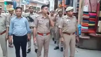 स्याना के मिश्रित आबादी वाले मोहल्लों में बकरीद पर सुरक्षा को लेकर पुलिस प्रशासन के अधिकारियों ने दिए निर्देश
