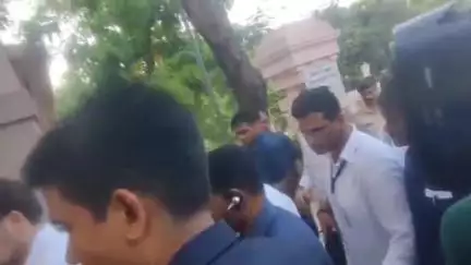 बोध गया: कांग्रेस के पूर्व अध्यक्ष राहुल गांधी बोधगया के महाबोधी मंदिर पहुंचे, कहा- पीएम को ट्रंप के झूठ पर बोलना चाहिए था