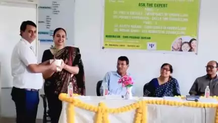 बोध गया: बोधगया: मगध विश्वविद्यालय में परामर्श कौशल पर पैनल चर्चा और पौधारोपण किया गया