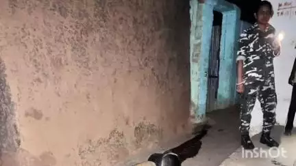 महुआडांड़: उत्पाद विभाग और महुआडांर थाना पुलिस ने अवैध शराब उत्पादन के खिलाफ संयुक्त अभियान चलाया