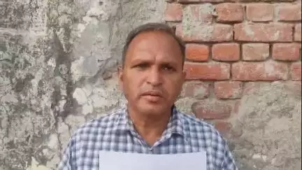 बिलारी: बहादरपुर गांव के राशन डीलर राकेश कुमार ने गांव के मुन्नालाल के खिलाफ गंभीर आरोप लगाते हुए दिया शिकायत पत्र