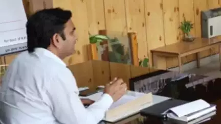 धर्मशाला: DC कार्यालय धर्मशाला में जिला खेल परिषद की बैठक DC कांगड़ा हेमराज बैरवा की अध्यक्षता में आयोजित हुई