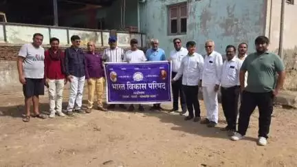 ગાંધીધામ: BVP શાખા દ્વારા સફાઈ અભિયાનની શરૂઆત ગુરુકુળ વિસ્તારથી કરાઈ દર મહિને અલગ અલગ વિસ્તારમાં સફાઈ કરવાનો સંકલ્પ
