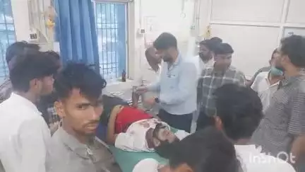 अररिया: अररिया में एनएच-47 पर यादव चौक, गैयारी के समीप दर्दनाक हादसा, एक की मौत और एक गंभीर रूप से घायल