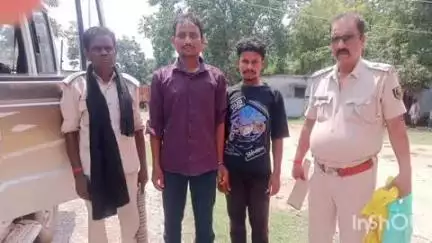 चकाई: चंद्रमंडीह में शराब के नशे में दो लोग धराए