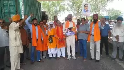 ਖੰਨਾ: ਦੋਰਾਹਾ ਵਿਖੇ ਸ਼ਿਵਰਾਜ ਸੈਨਾ ਵੱਲੋ ਅੱਤਵਾਦ ਵਿਰੁੱਧ ਕੀਤਾ ਪ੍ਰਦਰਸ਼ਨ ਕਿਹਾ ਭਾਰਤ ਵਿੱਚ ਦੇਸ਼ ਵਿਰੋਧੀ ਗਤੀਵਿਧੀਆ ਬਰਦਾਸ਼ਤ ਨਹੀ ਕਰਾਂਗੇ